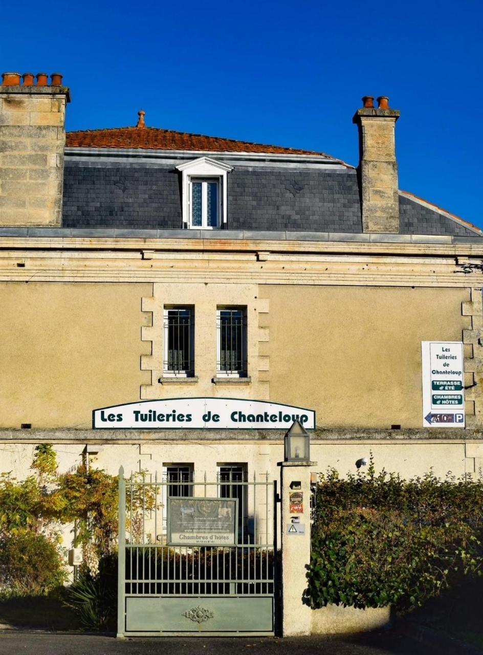 Les Tuileries De Chanteloup La Roche-Chalais Bagian luar foto